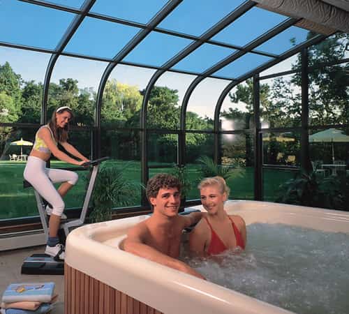 hot tub enclosure winter