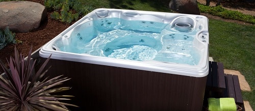 solana hot tub specifications