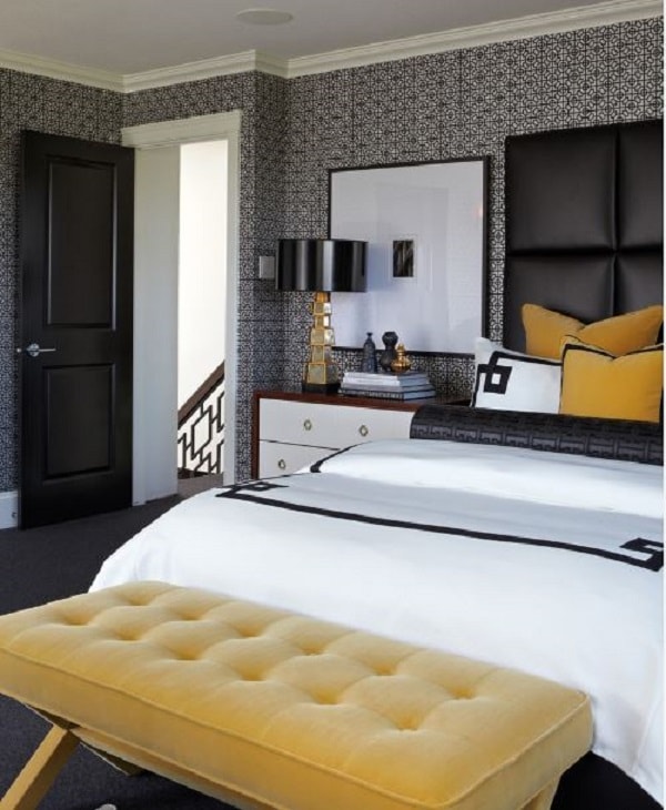 Luxurious Look With Black Gold Bedroom Decorating Ideas