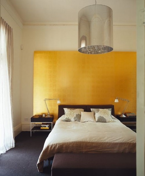 Black Gold Bedroom Decorating Ideas