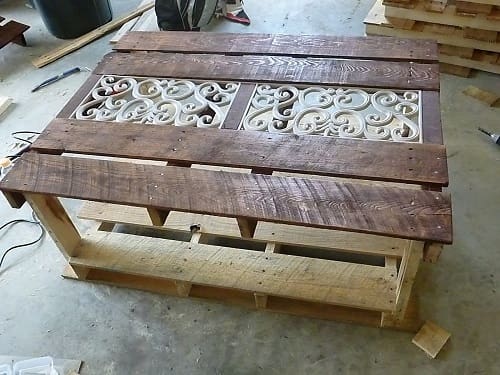 wood pallet dining table ideas 15-min