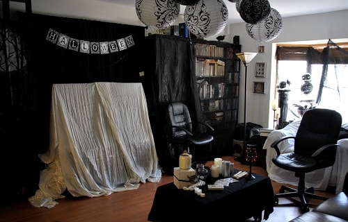 15 Spooky  Halloween  Living  Room  Decoration Ideas  To Apply