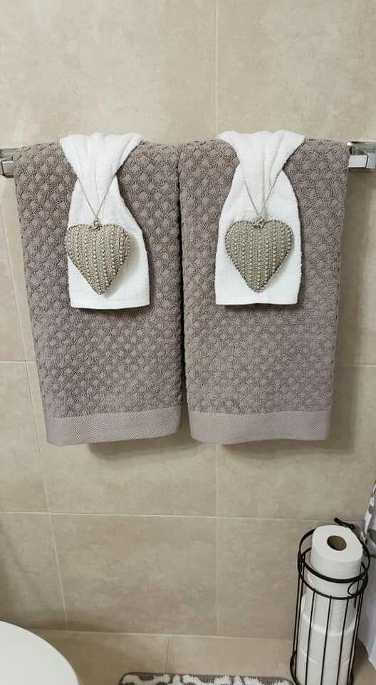 Decorative Towels for Bathroom Ideas 38