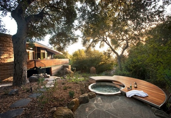 hot tub landscaping 8-min