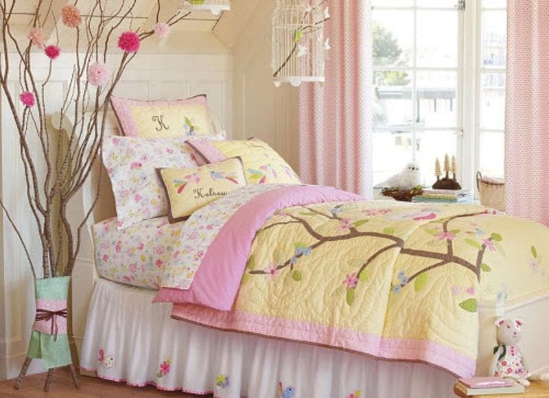 pink girl bedroom 13-min