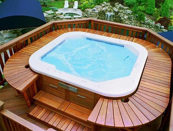 hot tub under deck feature