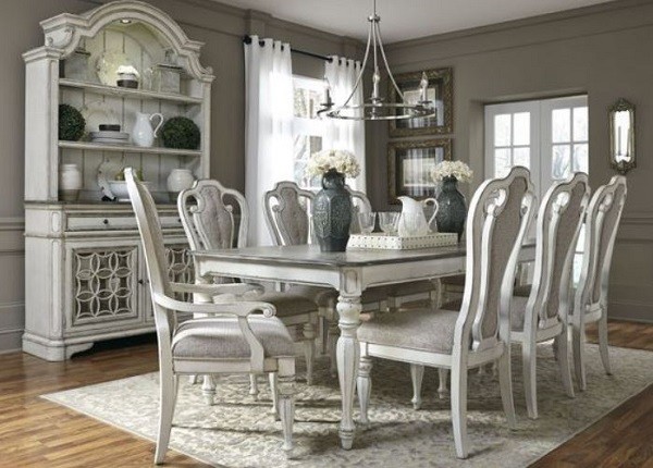 farmtables dining room feature