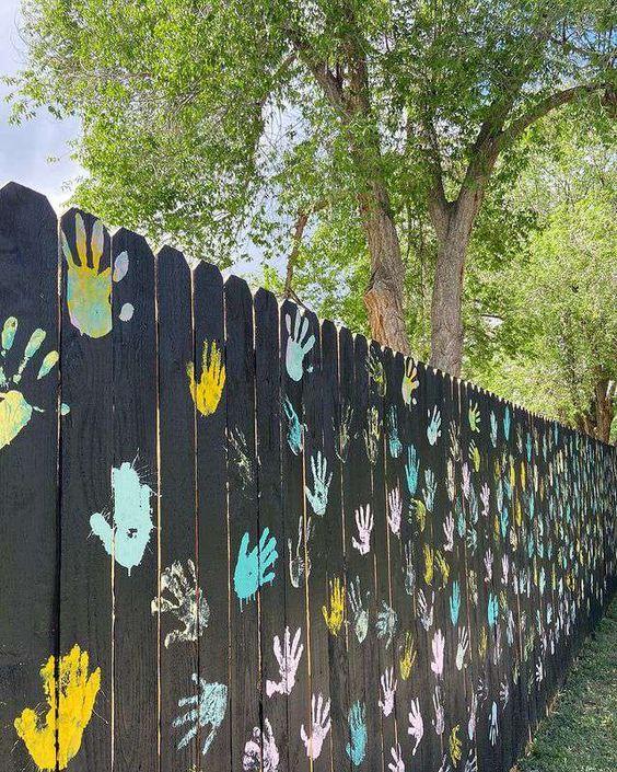 Fence Painting Ideas 31