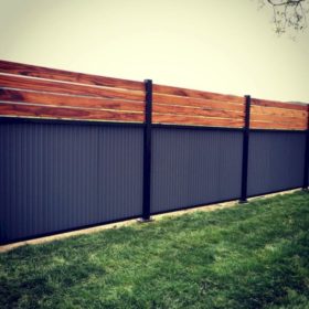 Metal Fence Ideas: 25+ Inspiring Ideas for Your DIY Home Improvement
