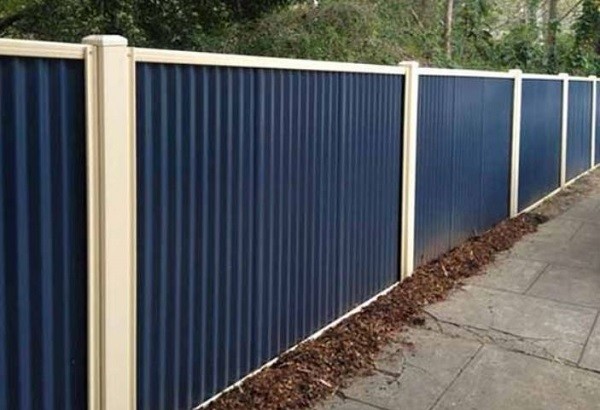 metal fence ideas feature