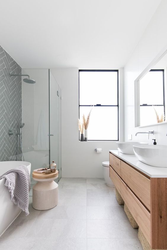 White Bathroom Ideas: Catchy Neutral Decor