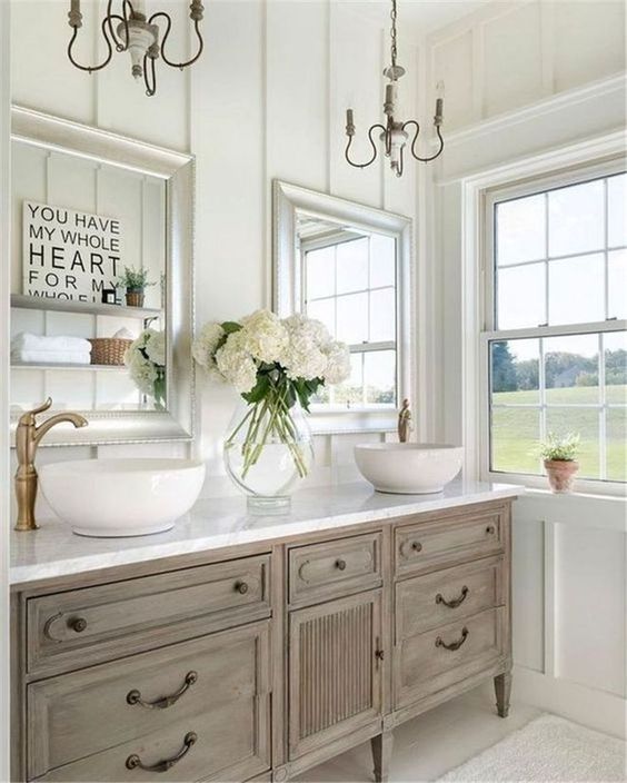 Farmhouse Bathroom Ideas: Rustic All-White Decor