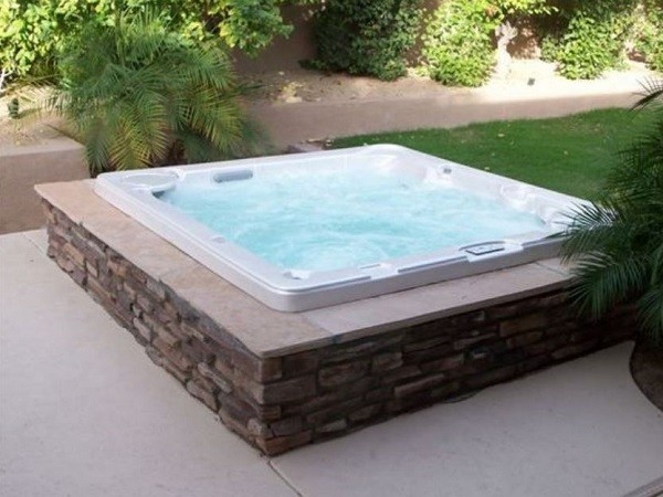 modern hot tub feature