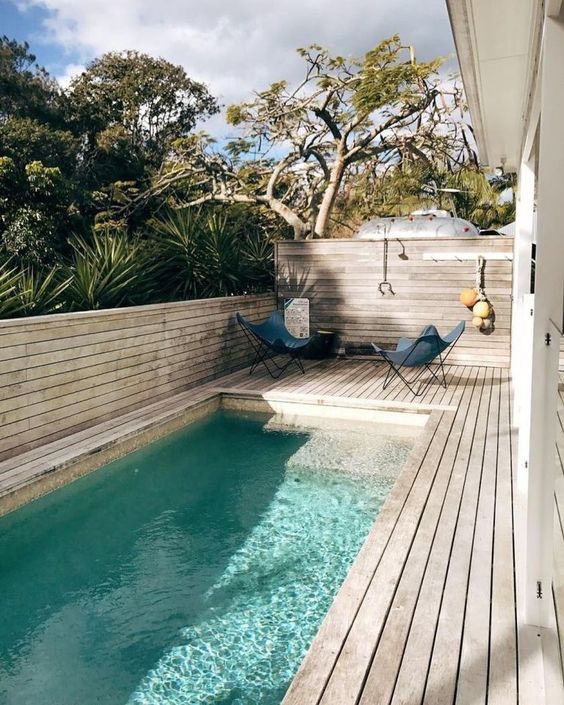 Modern Swimming Pool: Gorgeous Deck Design