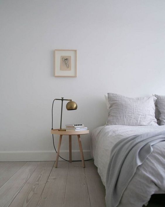 Bedroom Paint Ideas: Gorgeous All-White Decor