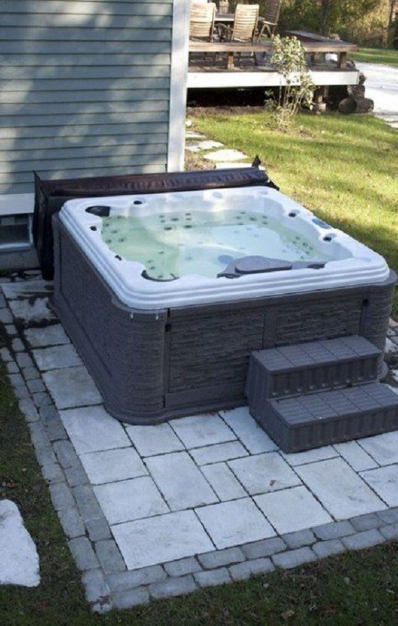 Hot Tub Base: Simple Modern Design