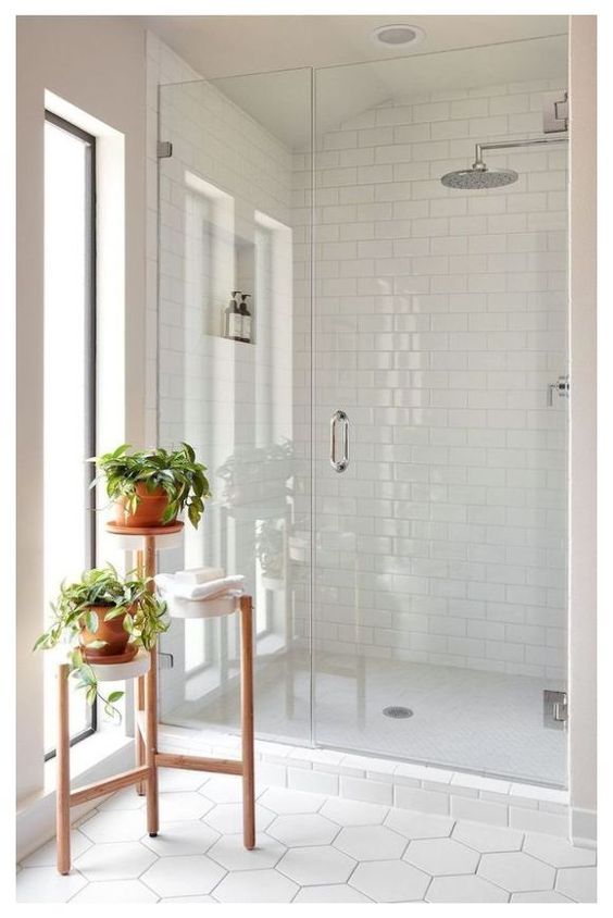 Modern Bathroom Ideas: Catchy All-White Decor