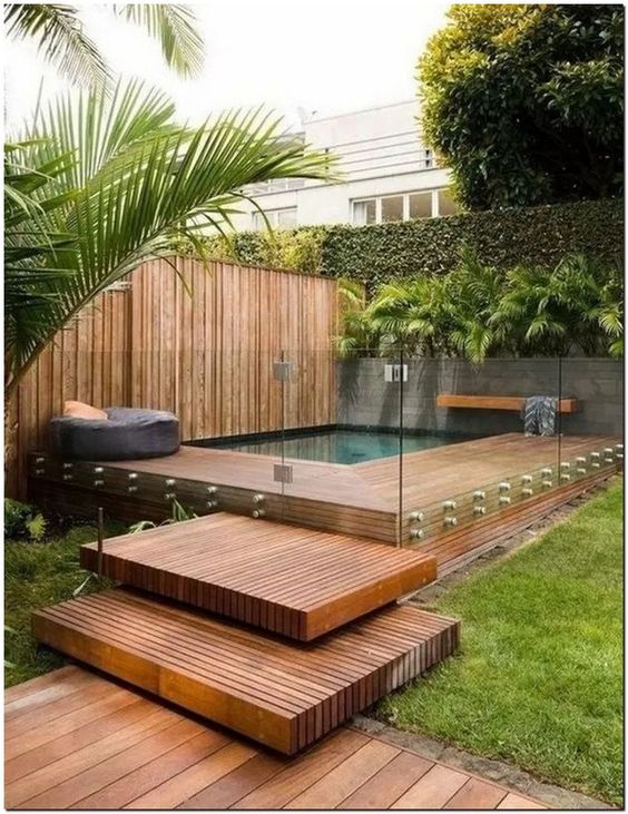 Backyard Design Ideas: Elegant Modern Deck