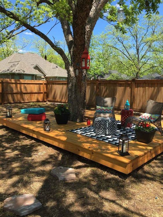 Backyard Design Ideas: Minimalist Earthy Deck
