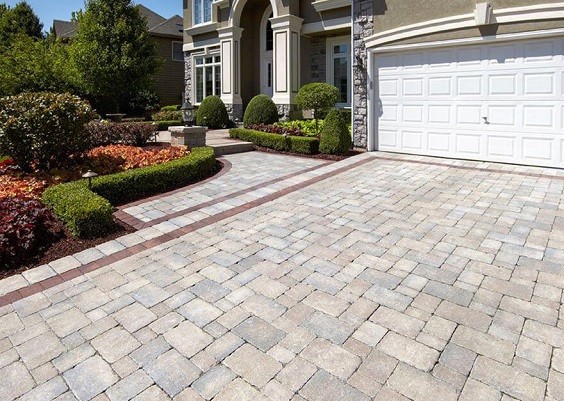 How to Clean Patio Pavers 1
