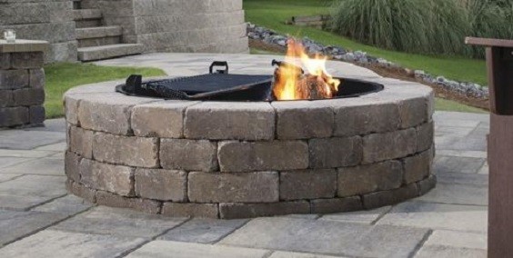 how to build a fire pit patio with pavers
