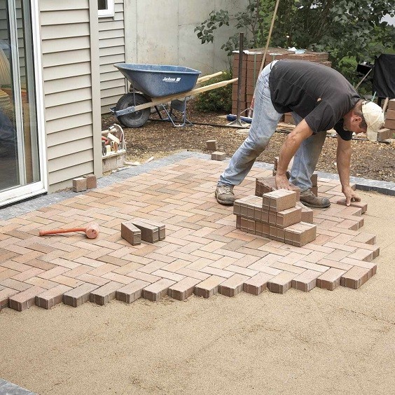 how to lay patio pavers 5