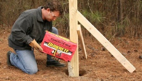 how to install fence post 4