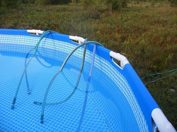 How to Winterize an Intex Above Ground Pool 4