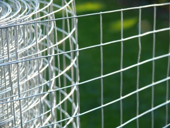 how to build a wire fence 2