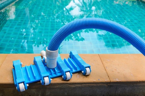 how to vacuum pool with sand filter 2