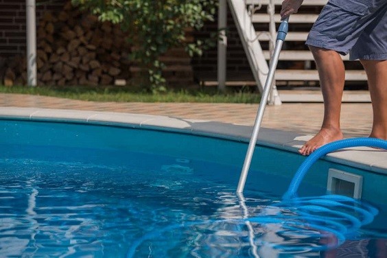how to vacuum pool with sand filter 6