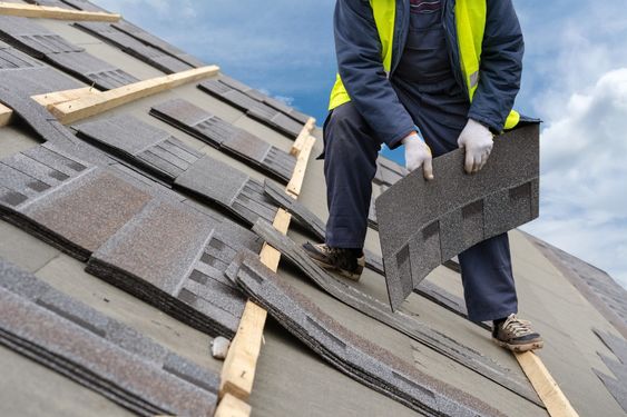 Different Types of Roofing Materials: Homeowners Guide