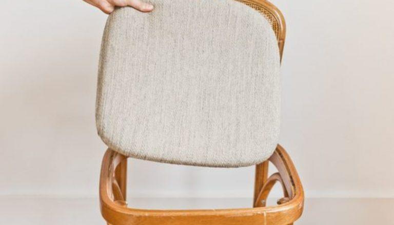 How to Recover Dining Room Chairs