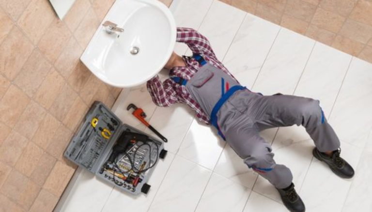 How Much Does It Cost to Rough In Plumbing for a Bathroom