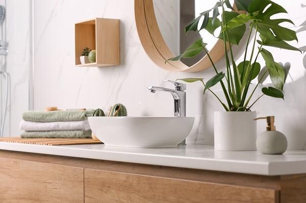 Frameless Glass Shower Doors: 5 Bathroom Renovation Trends In 2021
