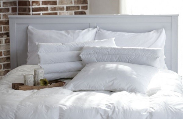 Bedroom 101: How to Choose Pillows for Your Maximum Comfort