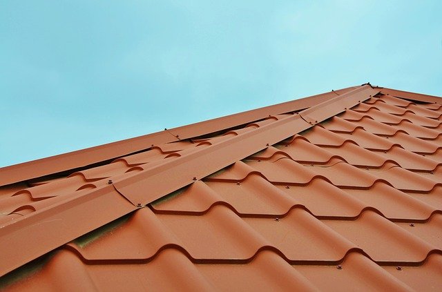 How to Protect Your Roof During Winter Roofing Problems