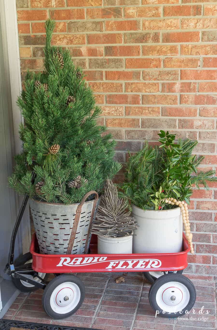 DIY Christmas Porch Decor 4