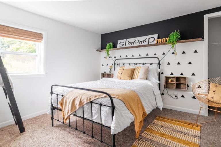 20+ Gorgeous Small Bedroom Decorating Ideas to Copy Now